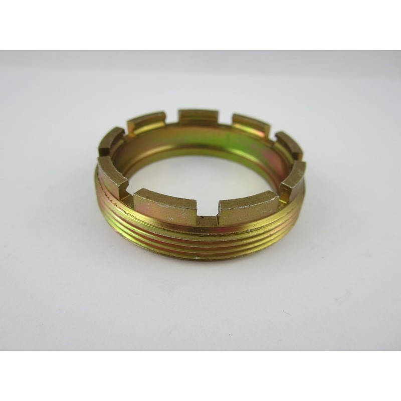 Ghiera di fissaggio...