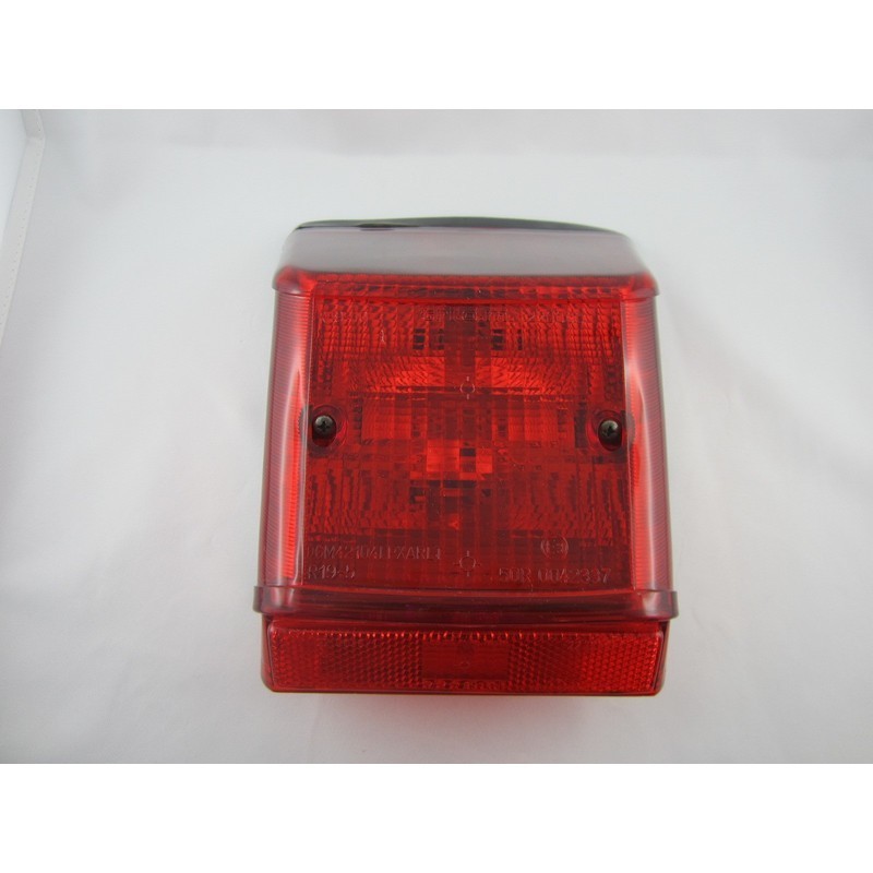 FANALE POSTERIORE VESPA 50...