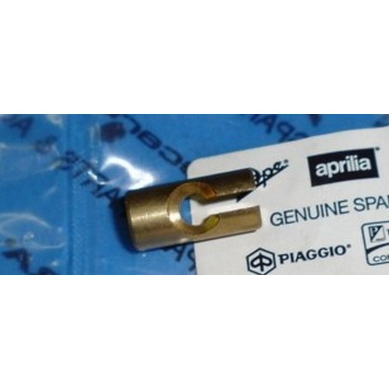 Perno fermo leva pompa olio...