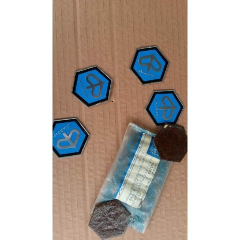 Scudetto Piaggio Ape