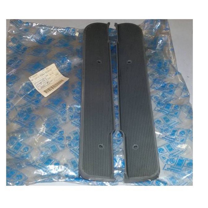 Coppia pedane Si originali...